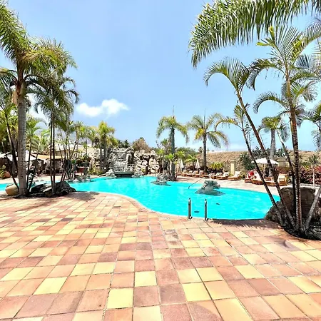 Con Gran Terraza Y Piscina Climatizada Appartamento *