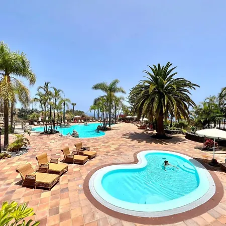 Con Gran Terraza Y Piscina Climatizada Appartamento Los Realejos