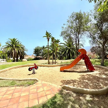 Con Gran Terraza Y Piscina Climatizada Los Realejos