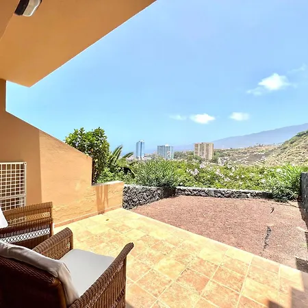 Con Gran Terraza Y Piscina Climatizada Apartment Los Realejos